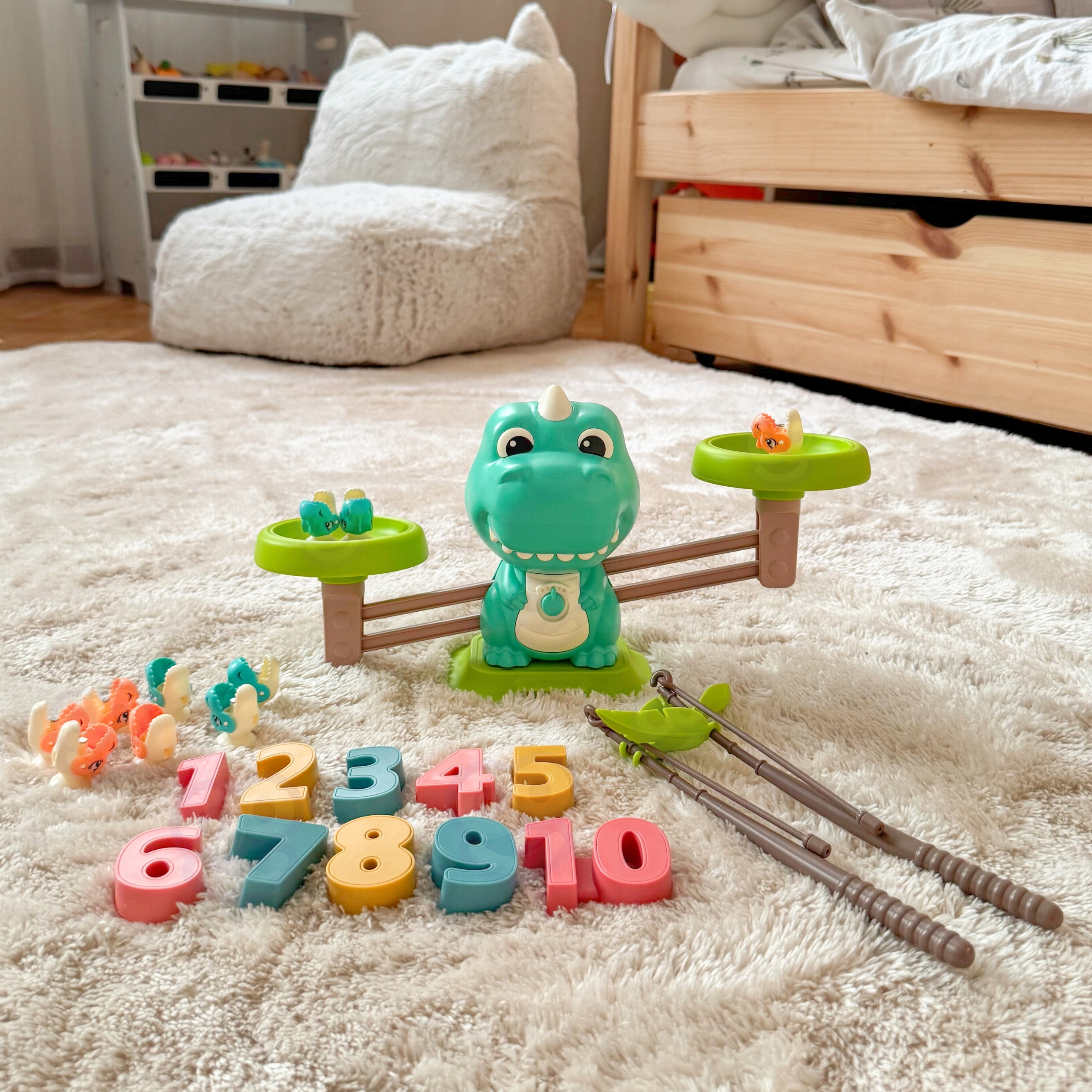Waga szalkowa równoważnia gra łowienie dinozaurów rybek nauka liczydło