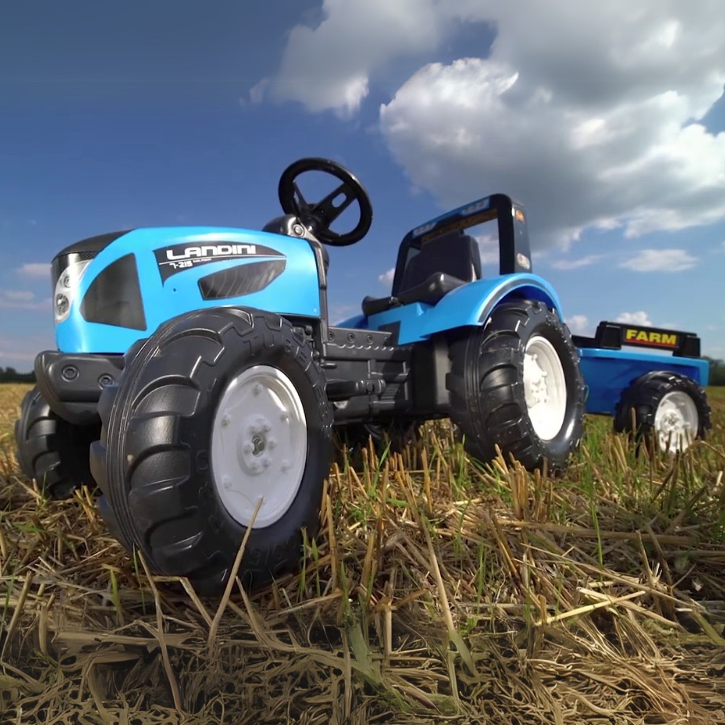 Traktor landini niebieski na pedały z przyczepką od 3 lat