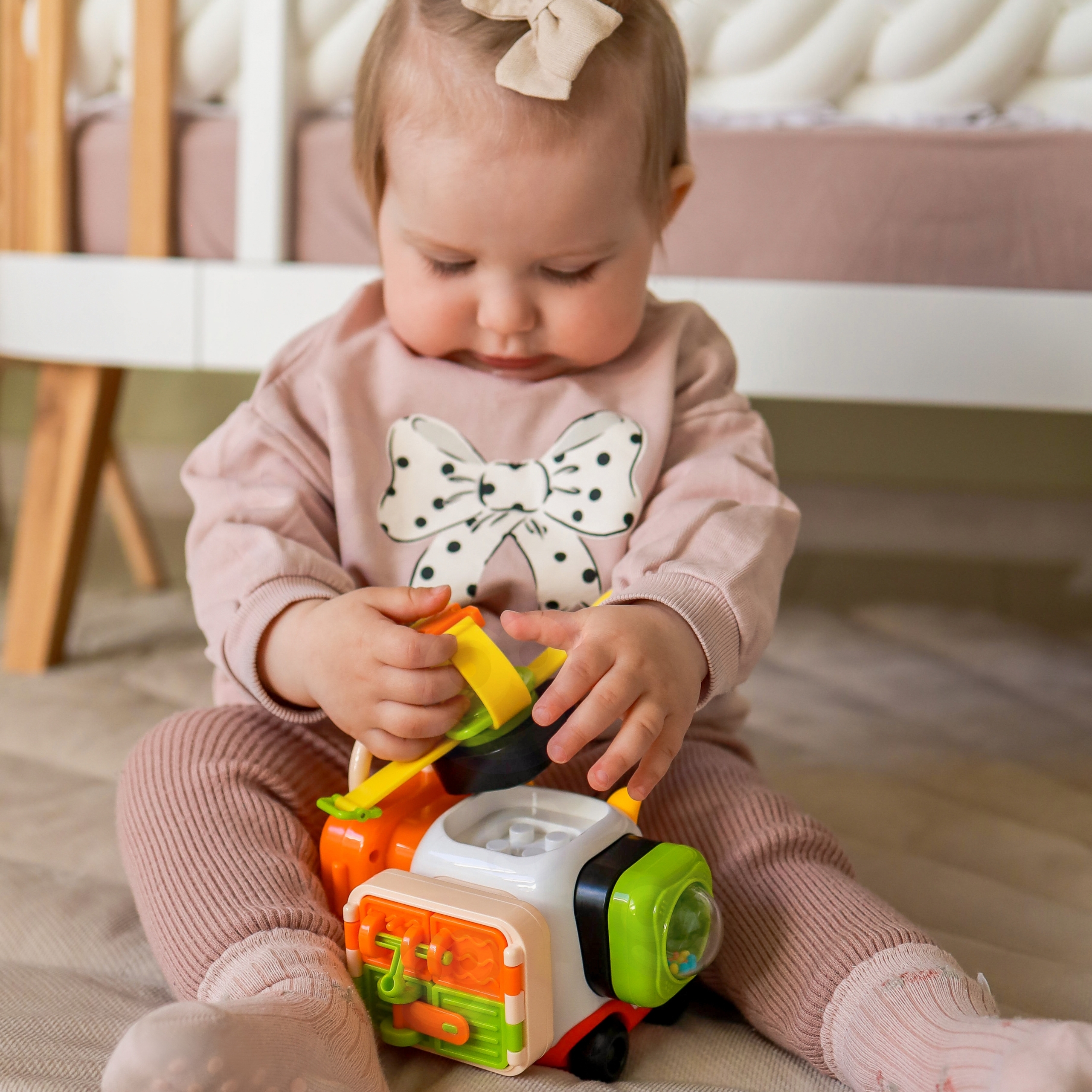Montessori manipulacyjny zestaw konstrukcyjny samochód kotek 1