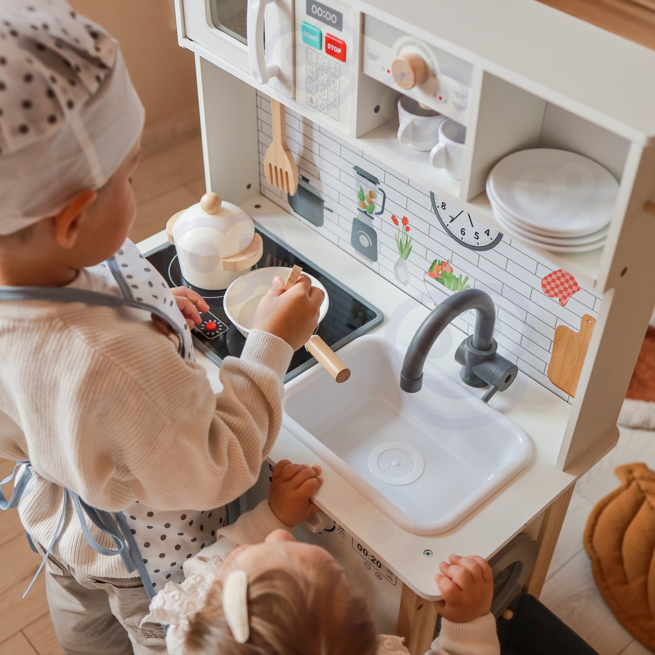 Drewniana interaktywna kuchnia 9w1 z pralką i tablicą