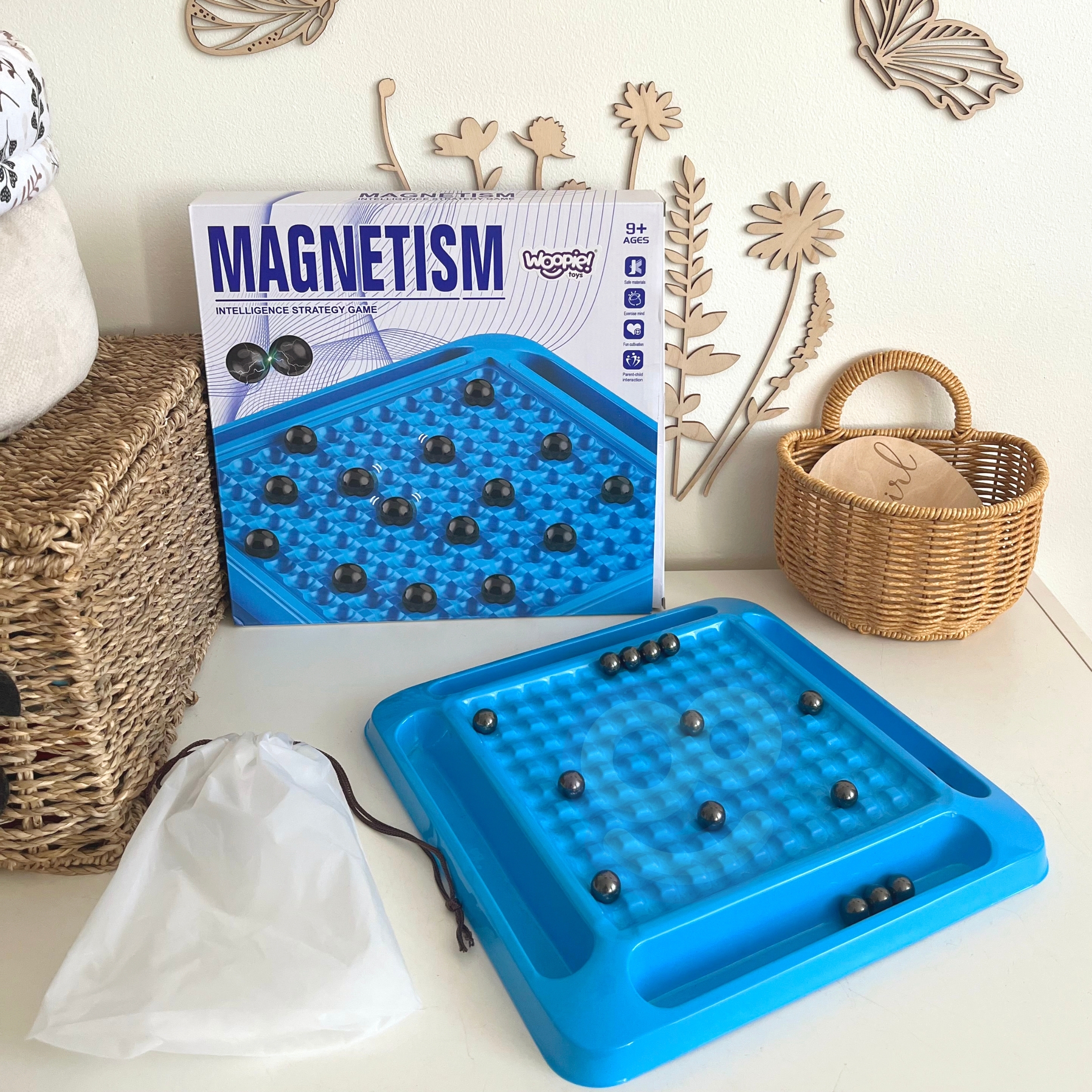 Gra planszowa magnetyczne kulki