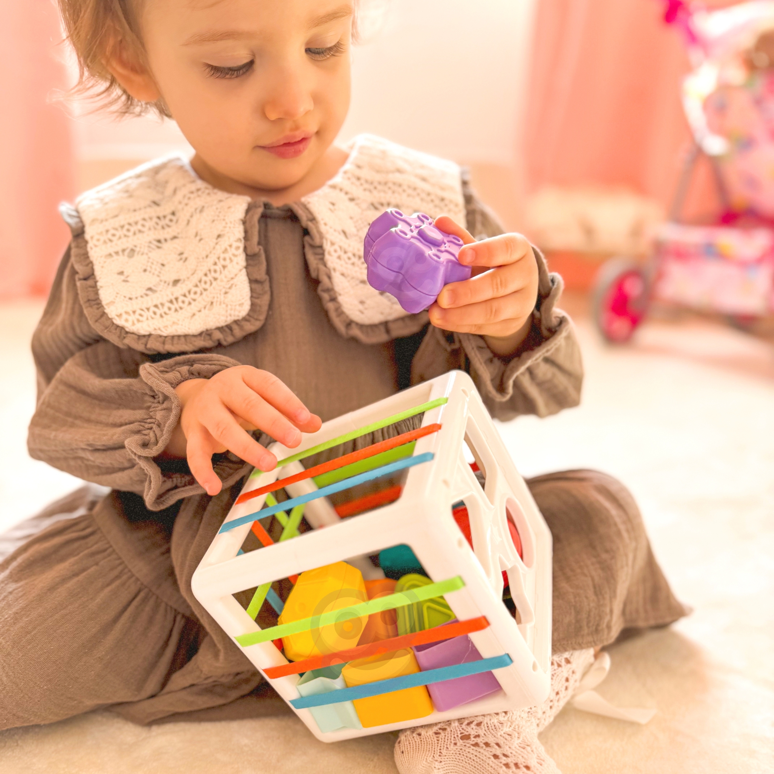 Elastyczna kostka sensoryczna sorter dla dzieci kolorowe kształty 11 el.